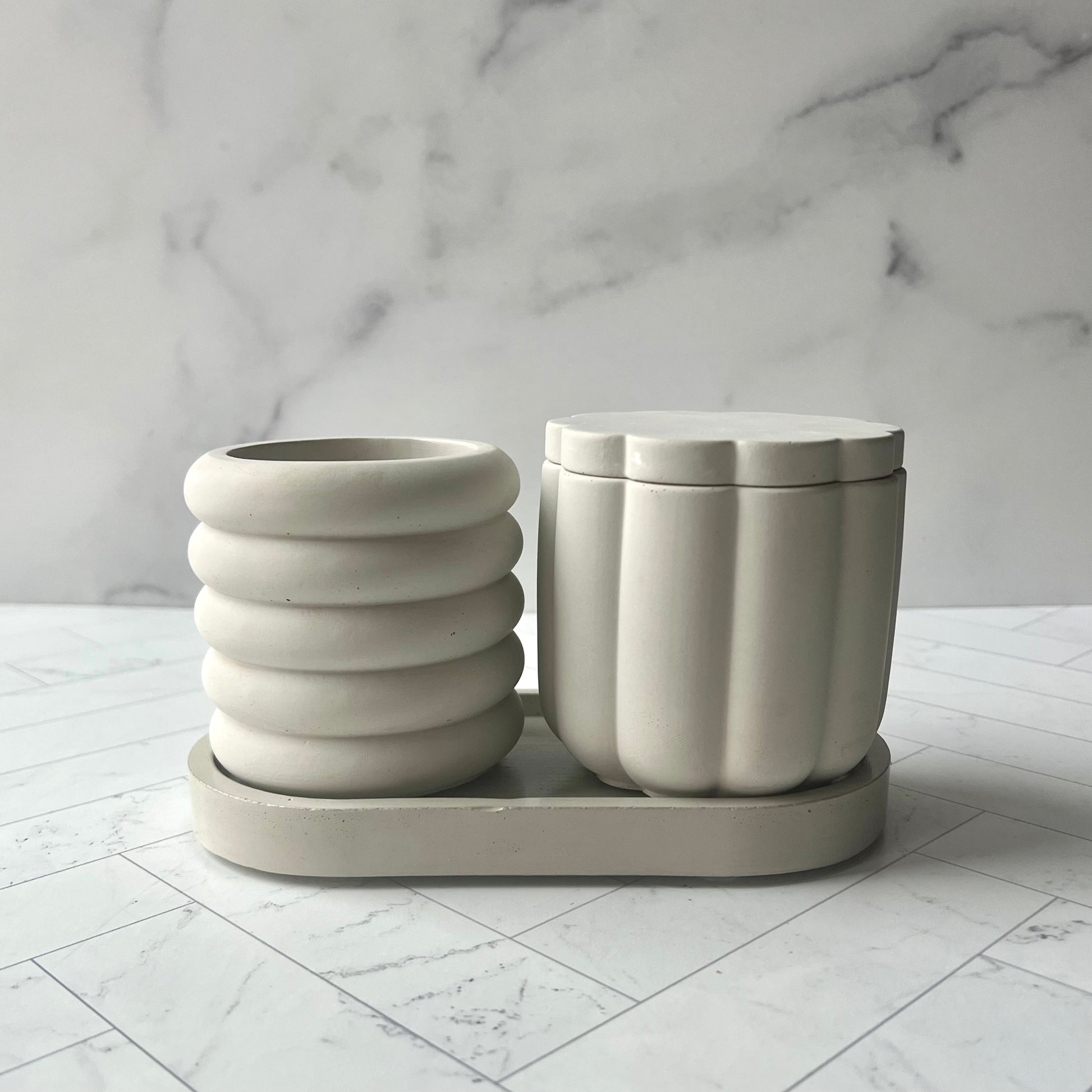 Scalloped Jar and Ripple Cup on the Oval tray in Light Gray